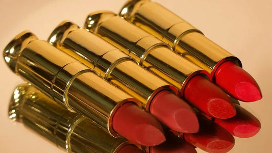 Matte Lipstick Hacks: How to Wear Them Without Cracks (2025 Guide)