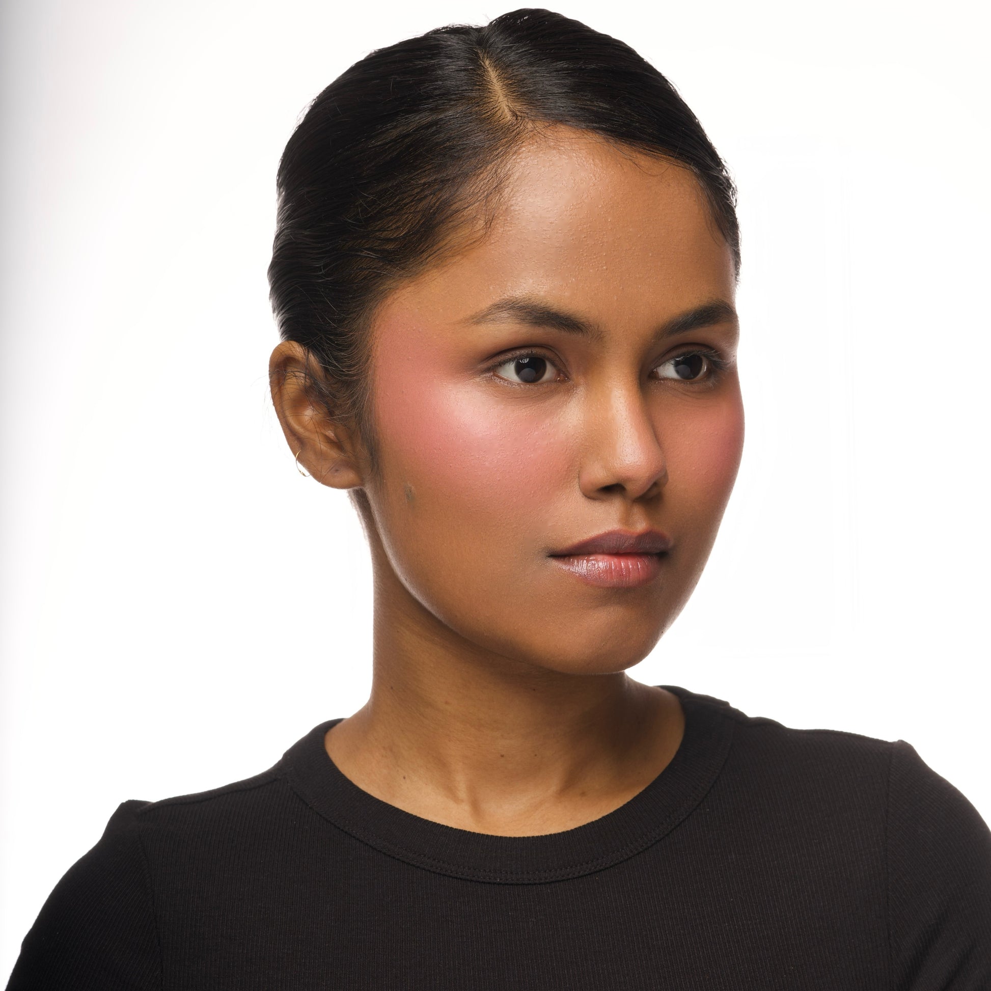 Its_bubblegum Neon Pink blush for  Medium to Deep skin