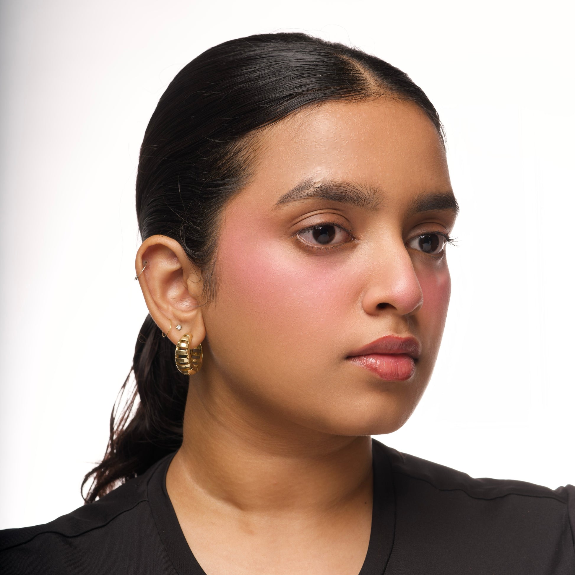 Its_bubblegum Neon Pink blush for  Medium to Deep skin