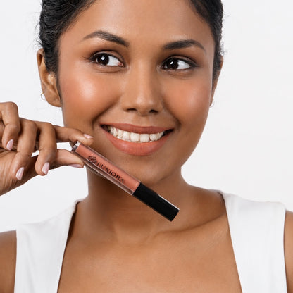 Masala Mood Model wearing Luxiora Masala Mood terracotta nude lipstick on Indian skin, velvet matte
